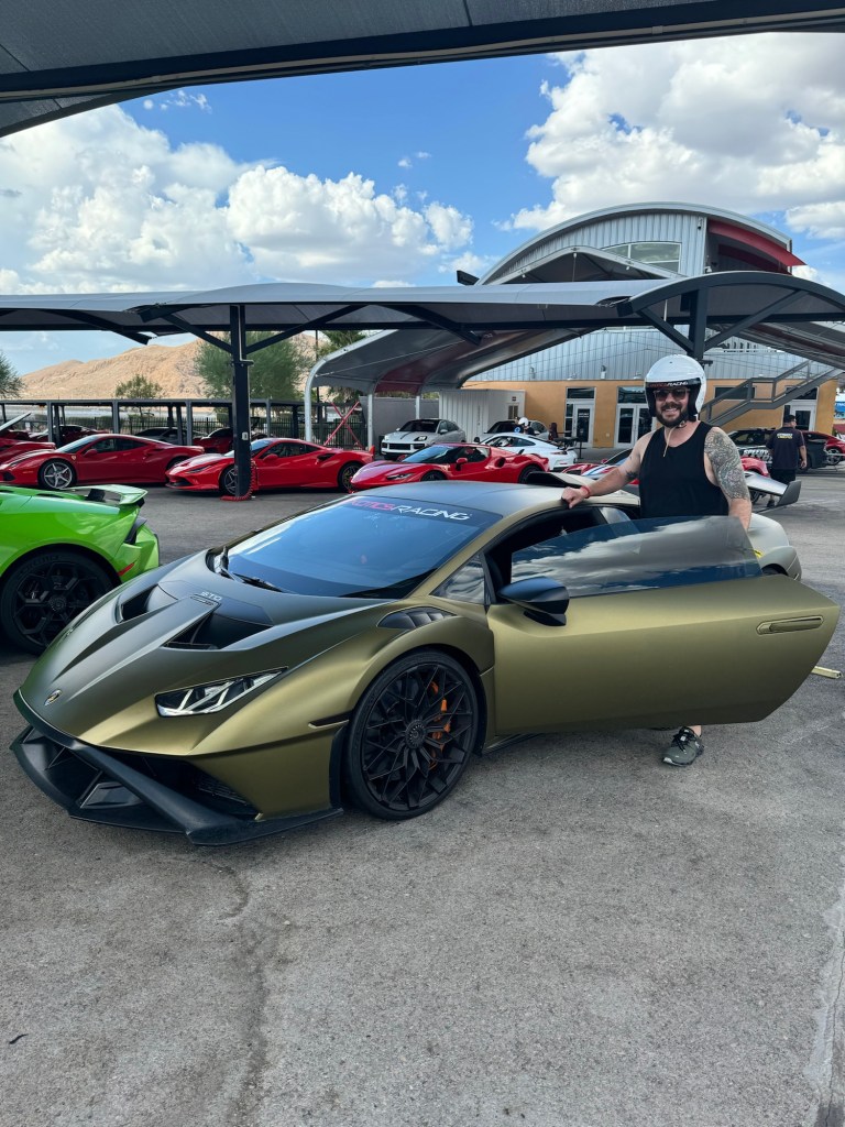 The Huracan STO is the most insane Huracan ever made. The NA V10 absolutely screams. 